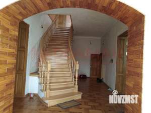 Дом 1000м², 4-этажный, участок 12 сот.