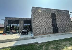 Дом 228м², 1-этажный, участок 7 сот.