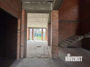 Дом 350м², 3-этажный, участок 6 сот.