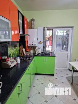 Дом 100м², 2-этажный, участок 3 сот.