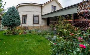 Дом 270м², 2-этажный, участок 6 сот.