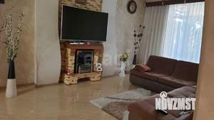 Дом 190м², 2-этажный, участок 3 сот.