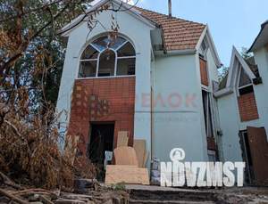 Дом 244м², 3-этажный, участок 4 сот.