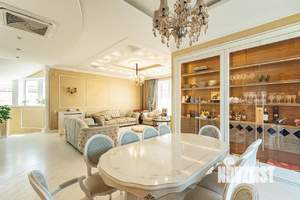 Дом 490м², 2-этажный, участок 8 сот.