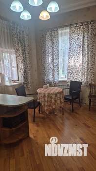 Дом 433м², 3-этажный, участок 10 сот.