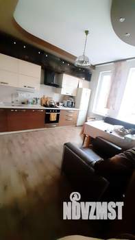 Дом 213м², 3-этажный, участок 6 сот.