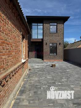 Дом 180м², 2-этажный, участок 4 сот.