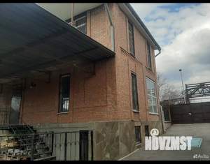 Дом 267м², 3-этажный, участок 4 сот.