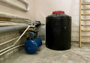 Дом 400м², 3-этажный, участок 10 сот.