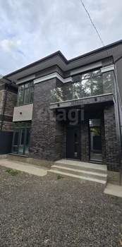 Дом 195м², 2-этажный, участок 3 сот.