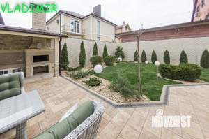 Дом 600м², 3-этажный, участок 6 сот.