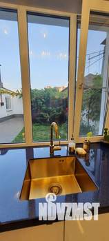 Дом 190м², 2-этажный, участок 5 сот.