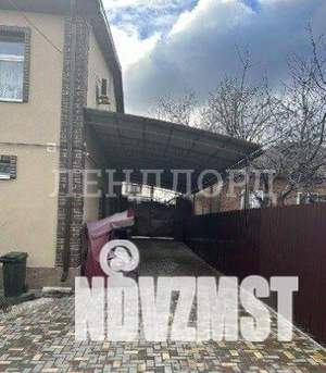 Дом 215м², 2-этажный, участок 4 сот.