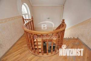 Дом 157м², 2-этажный, участок 5 сот.