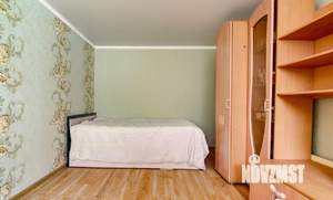 Дом 63м², 2-этажный, участок 6 сот.