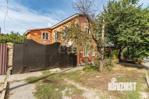 Дом 222м², 2-этажный, участок 4 сот.