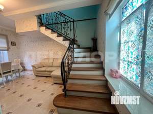 Дом 100м², 3-этажный, участок 1 сот.