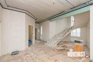 Дом 389м², 4-этажный, участок 9 сот.