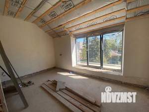 Дом 278м², 2-этажный, участок 4 сот.