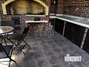 Дом 330м², 3-этажный, участок 6 сот.