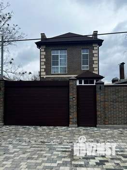 Дом 200м², 3-этажный, участок 4 сот.