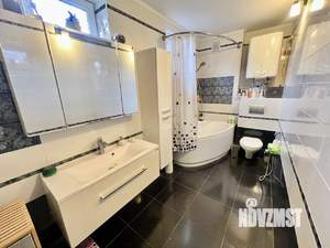 Дом 145м², 2-этажный, участок 5 сот.