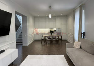 Дом 220м², 3-этажный, участок 3 сот.