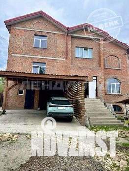 Дом 680м², 2-этажный, участок 14 сот.