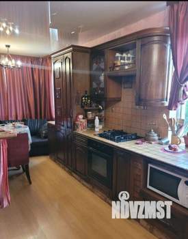 Дача 239м², 2-этажный, участок 6 сот.