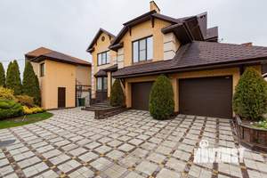 Дом 550м², 3-этажный, участок 7 сот.