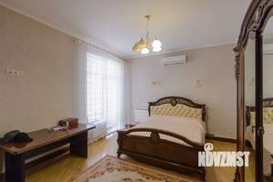 Дом 450м², 2-этажный, участок 819 сот.