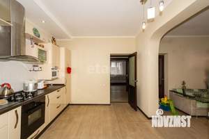 Дом 163м², 2-этажный, участок 6 сот.