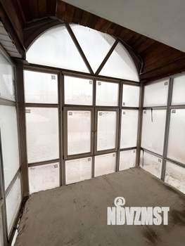 Дом 305м², 3-этажный, участок 3 сот.