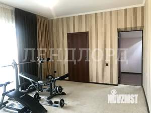 Дом 300м², 2-этажный, участок 3 сот.