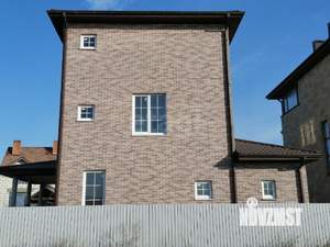 Дом 138м², 3-этажный, участок 4 сот.