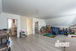 Дом 200м², 2-этажный, участок 5 сот.