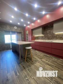 Дом 230м², 2-этажный, участок 5 сот.