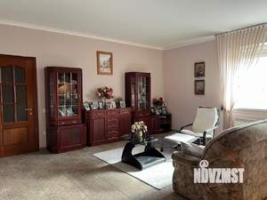 Дом 278м², 2-этажный, участок 11 сот.