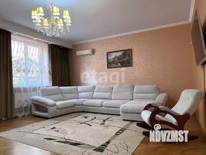 Дом 215м², 2-этажный, участок 3 сот.