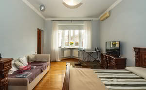 Дом 500м², 4-этажный, участок 5 сот.