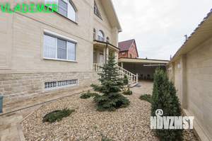 Дом 600м², 3-этажный, участок 6 сот.