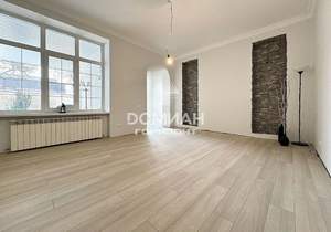 Дом 250м², 2-этажный, участок 6 сот.