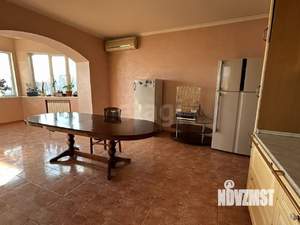 Дом 370м², 3-этажный, участок 7 сот.