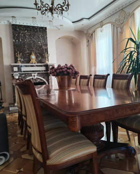 Дом 640м², 3-этажный, участок 6 сот.