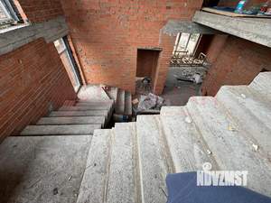 Дом 300м², 3-этажный, участок 3 сот.