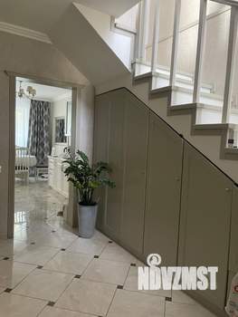 Дом 171м², 2-этажный, участок 6 сот.