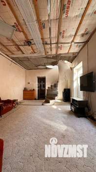 Дом 237м², 3-этажный, участок 7 сот.