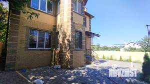 Дом 220м², 2-этажный, участок 5 сот.