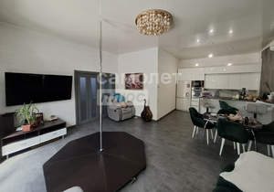 Дом 217м², 2-этажный, участок 3 сот.