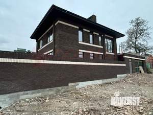 Дом 310м², 3-этажный, участок 3 сот.